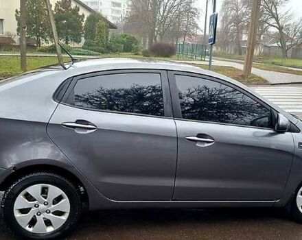 Сірий Кіа Ріо, об'ємом двигуна 1.4 л та пробігом 243 тис. км за 5700 $, фото 3 на Automoto.ua