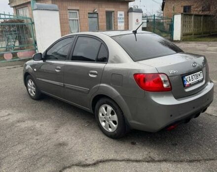 Серый Киа Рио, объемом двигателя 1.4 л и пробегом 135 тыс. км за 6999 $, фото 7 на Automoto.ua