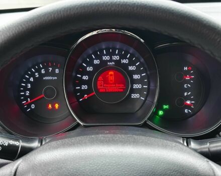 Сірий Кіа Ріо, об'ємом двигуна 1.6 л та пробігом 139 тис. км за 8500 $, фото 12 на Automoto.ua