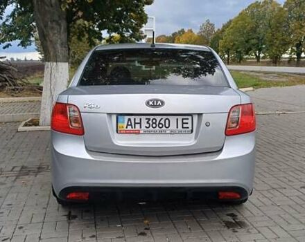 Серый Киа Рио, объемом двигателя 1.4 л и пробегом 69 тыс. км за 5699 $, фото 7 на Automoto.ua