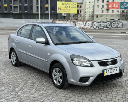 Серый Киа Рио, объемом двигателя 1.4 л и пробегом 172 тыс. км за 4950 $, фото 8 на Automoto.ua