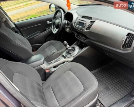 Серый Киа Рио, объемом двигателя 1.4 л и пробегом 238 тыс. км за 6200 $, фото 9 на Automoto.ua