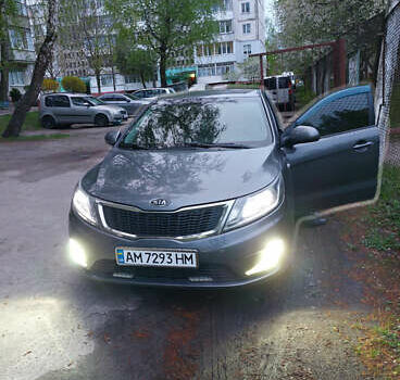 Сірий Кіа Ріо, об'ємом двигуна 1.59 л та пробігом 262 тис. км за 7200 $, фото 9 на Automoto.ua