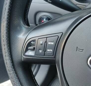 Сірий Кіа Ріо, об'ємом двигуна 1.4 л та пробігом 147 тис. км за 5500 $, фото 10 на Automoto.ua