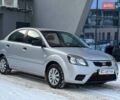 Серый Киа Рио, объемом двигателя 1.4 л и пробегом 89 тыс. км за 4900 $, фото 2 на Automoto.ua