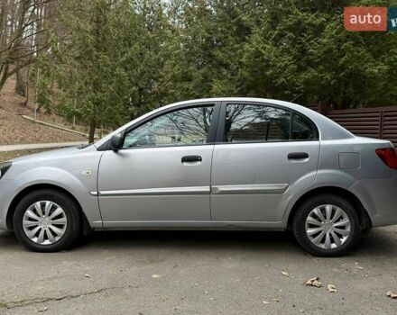 Серый Киа Рио, объемом двигателя 1.4 л и пробегом 89 тыс. км за 4200 $, фото 4 на Automoto.ua