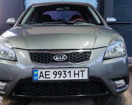 Серый Киа Рио, объемом двигателя 1.4 л и пробегом 135 тыс. км за 4900 $, фото 1 на Automoto.ua