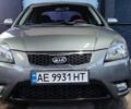 Серый Киа Рио, объемом двигателя 1.4 л и пробегом 135 тыс. км за 4900 $, фото 1 на Automoto.ua
