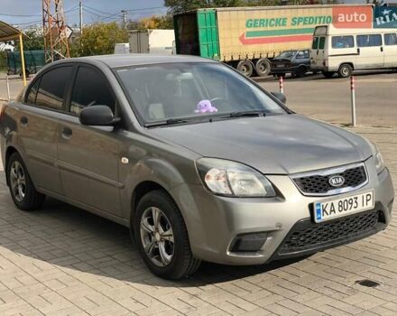 Серый Киа Рио, объемом двигателя 1.4 л и пробегом 120 тыс. км за 4999 $, фото 4 на Automoto.ua