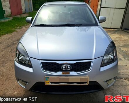 Серый Киа Рио, объемом двигателя 1.4 л и пробегом 174 тыс. км за 6000 $, фото 4 на Automoto.ua