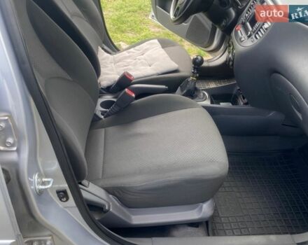 Серый Киа Рио, объемом двигателя 1.4 л и пробегом 154 тыс. км за 5300 $, фото 16 на Automoto.ua