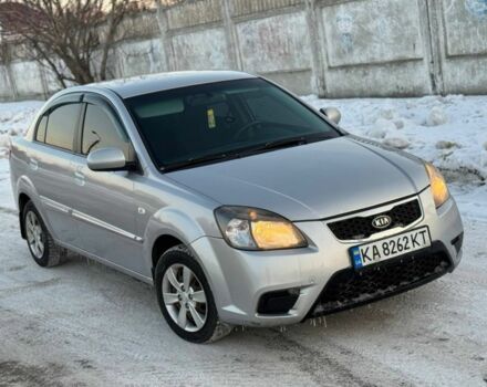 Сірий Кіа Ріо, об'ємом двигуна 1.4 л та пробігом 225 тис. км за 5241 $, фото 9 на Automoto.ua