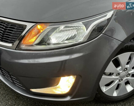 Сірий Кіа Ріо, об'ємом двигуна 1.6 л та пробігом 139 тис. км за 8500 $, фото 14 на Automoto.ua