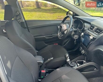 Серый Киа Рио, объемом двигателя 1.4 л и пробегом 155 тыс. км за 6700 $, фото 14 на Automoto.ua