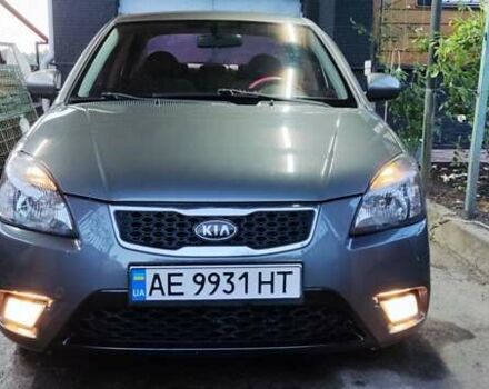 Серый Киа Рио, объемом двигателя 1.4 л и пробегом 135 тыс. км за 4900 $, фото 15 на Automoto.ua