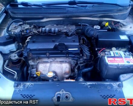 Серый Киа Рио, объемом двигателя 1.4 л и пробегом 200 тыс. км за 5200 $, фото 8 на Automoto.ua