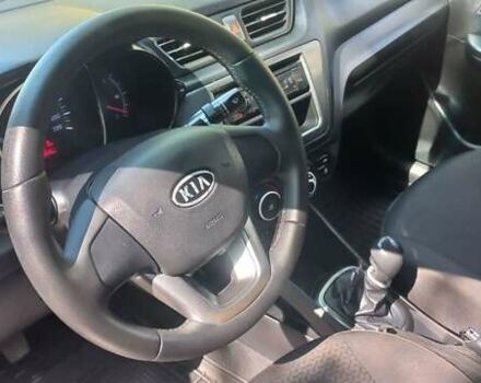 Серый Киа Рио, объемом двигателя 1.4 л и пробегом 156 тыс. км за 6600 $, фото 18 на Automoto.ua