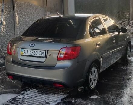 Сірий Кіа Ріо, об'ємом двигуна 1.4 л та пробігом 147 тис. км за 5500 $, фото 1 на Automoto.ua
