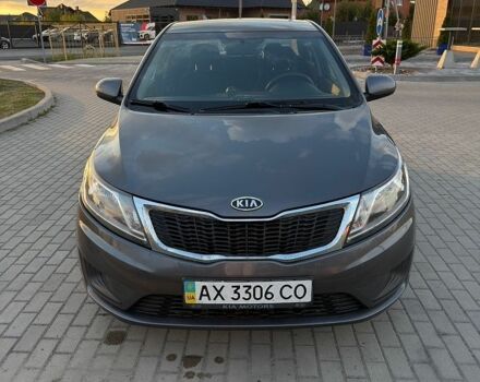 Серый Киа Рио, объемом двигателя 1.4 л и пробегом 117 тыс. км за 6600 $, фото 3 на Automoto.ua