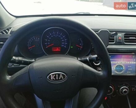 Сірий Кіа Ріо, об'ємом двигуна 1.4 л та пробігом 108 тис. км за 7300 $, фото 6 на Automoto.ua