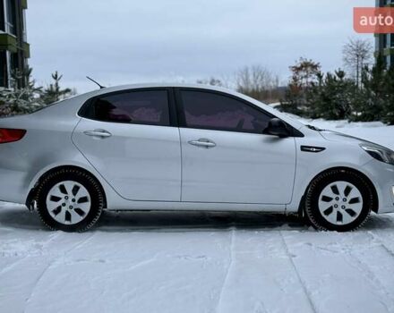 Серый Киа Рио, объемом двигателя 1.6 л и пробегом 180 тыс. км за 8950 $, фото 6 на Automoto.ua