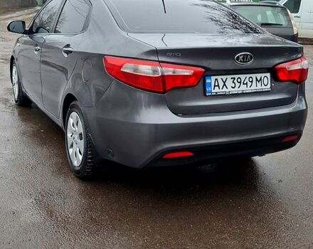 Серый Киа Рио, объемом двигателя 1.4 л и пробегом 243 тыс. км за 5700 $, фото 2 на Automoto.ua