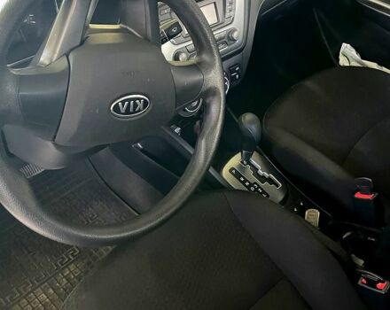 Серый Киа Рио, объемом двигателя 1.6 л и пробегом 140 тыс. км за 7900 $, фото 3 на Automoto.ua