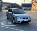Сірий Кіа Ріо, об'ємом двигуна 1.4 л та пробігом 300 тис. км за 5500 $, фото 5 на Automoto.ua