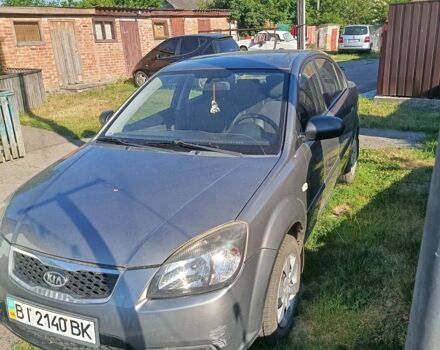 Сірий Кіа Ріо, об'ємом двигуна 1.4 л та пробігом 160 тис. км за 4800 $, фото 2 на Automoto.ua