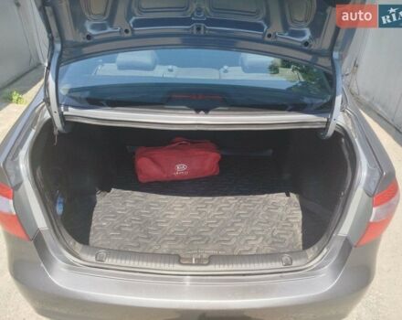 Сірий Кіа Ріо, об'ємом двигуна 1.6 л та пробігом 191 тис. км за 6100 $, фото 1 на Automoto.ua