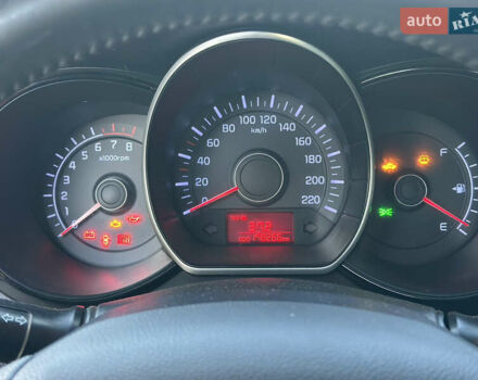 Серый Киа Рио, объемом двигателя 1.4 л и пробегом 178 тыс. км за 5600 $, фото 14 на Automoto.ua