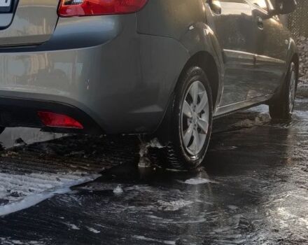 Сірий Кіа Ріо, об'ємом двигуна 1.4 л та пробігом 147 тис. км за 5500 $, фото 3 на Automoto.ua