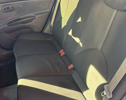 Серый Киа Рио, объемом двигателя 1.4 л и пробегом 138 тыс. км за 6000 $, фото 26 на Automoto.ua