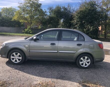 Сірий Кіа Ріо, об'ємом двигуна 1.4 л та пробігом 168 тис. км за 4998 $, фото 1 на Automoto.ua