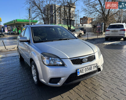 Сірий Кіа Ріо, об'ємом двигуна 1.4 л та пробігом 138 тис. км за 5500 $, фото 16 на Automoto.ua