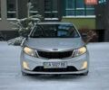Серый Киа Рио, объемом двигателя 1.59 л и пробегом 180 тыс. км за 8950 $, фото 2 на Automoto.ua