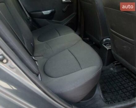 Серый Киа Рио, объемом двигателя 1.4 л и пробегом 204 тыс. км за 6200 $, фото 30 на Automoto.ua