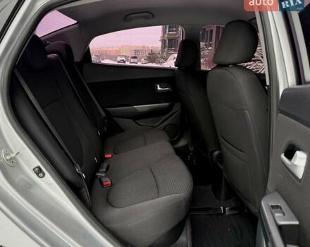 Серый Киа Рио, объемом двигателя 1.59 л и пробегом 180 тыс. км за 8950 $, фото 17 на Automoto.ua