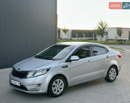 Серый Киа Рио, объемом двигателя 1.4 л и пробегом 178 тыс. км за 5600 $, фото 8 на Automoto.ua