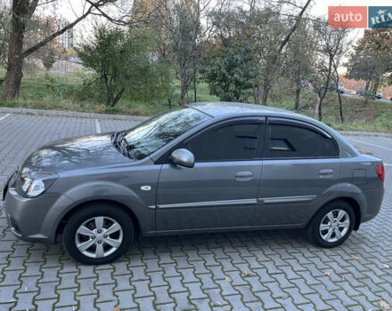 Сірий Кіа Ріо, об'ємом двигуна 1.4 л та пробігом 199 тис. км за 5400 $, фото 17 на Automoto.ua
