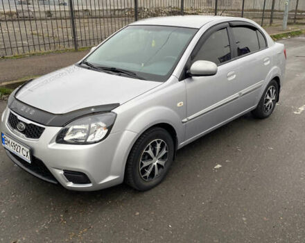 Сірий Кіа Ріо, об'ємом двигуна 1.4 л та пробігом 169 тис. км за 5000 $, фото 3 на Automoto.ua