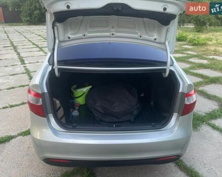 Сірий Кіа Ріо, об'ємом двигуна 1.4 л та пробігом 172 тис. км за 5600 $, фото 21 на Automoto.ua