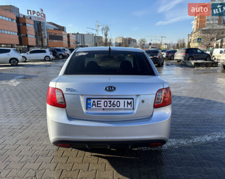 Сірий Кіа Ріо, об'ємом двигуна 1.4 л та пробігом 138 тис. км за 5500 $, фото 13 на Automoto.ua