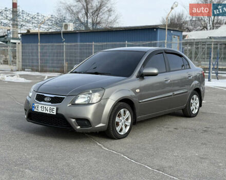 Серый Киа Рио, объемом двигателя 1.4 л и пробегом 180 тыс. км за 4699 $, фото 2 на Automoto.ua