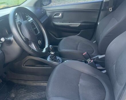 Сірий Кіа Ріо, об'ємом двигуна 1.4 л та пробігом 172 тис. км за 5600 $, фото 17 на Automoto.ua