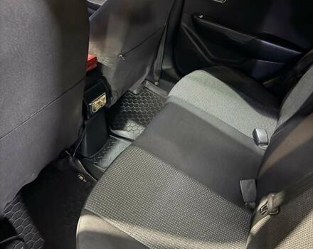 Сірий Кіа Ріо, об'ємом двигуна 1.59 л та пробігом 262 тис. км за 7200 $, фото 4 на Automoto.ua