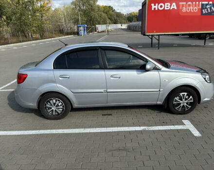 Серый Киа Рио, объемом двигателя 1.4 л и пробегом 167 тыс. км за 5100 $, фото 2 на Automoto.ua