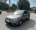 Сірий Кіа Ріо, об'ємом двигуна 1.4 л та пробігом 380 тис. км за 4510 $, фото 10 на Automoto.ua