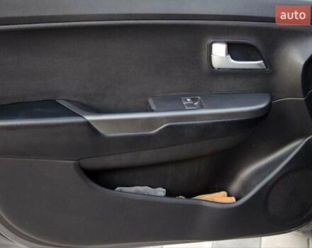 Серый Киа Рио, объемом двигателя 1.4 л и пробегом 204 тыс. км за 6200 $, фото 21 на Automoto.ua