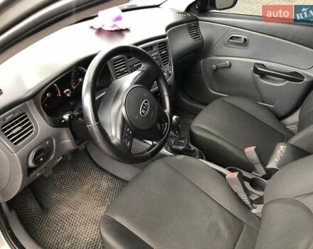 Серый Киа Рио, объемом двигателя 1.4 л и пробегом 120 тыс. км за 4999 $, фото 1 на Automoto.ua